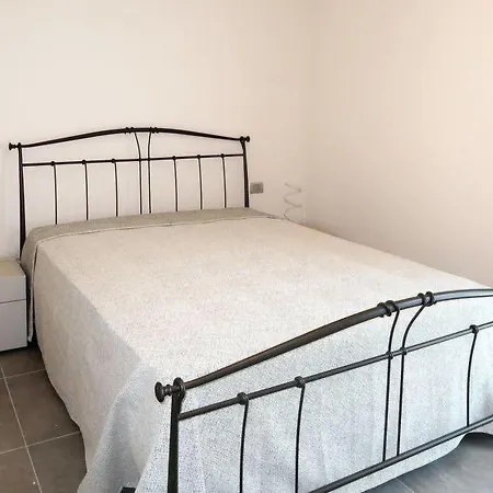 Nyaraló Sleeps 7 Pool Air Con Wifi *